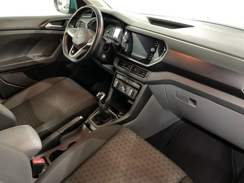 Volkswagen T-Cross usata a Macerata (12)
