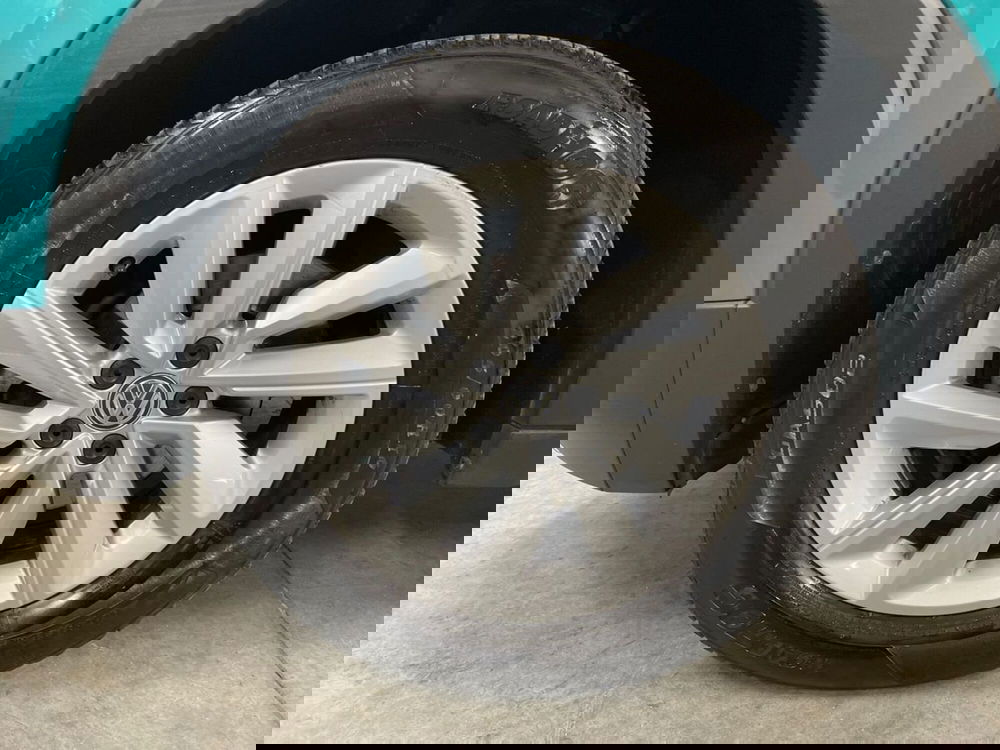 Volkswagen T-Cross usata a Macerata (8)