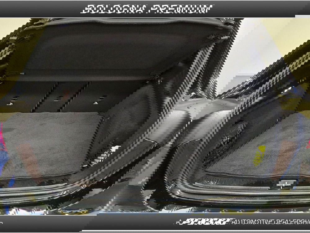 Mercedes-Benz EQA usata a Bologna (10)