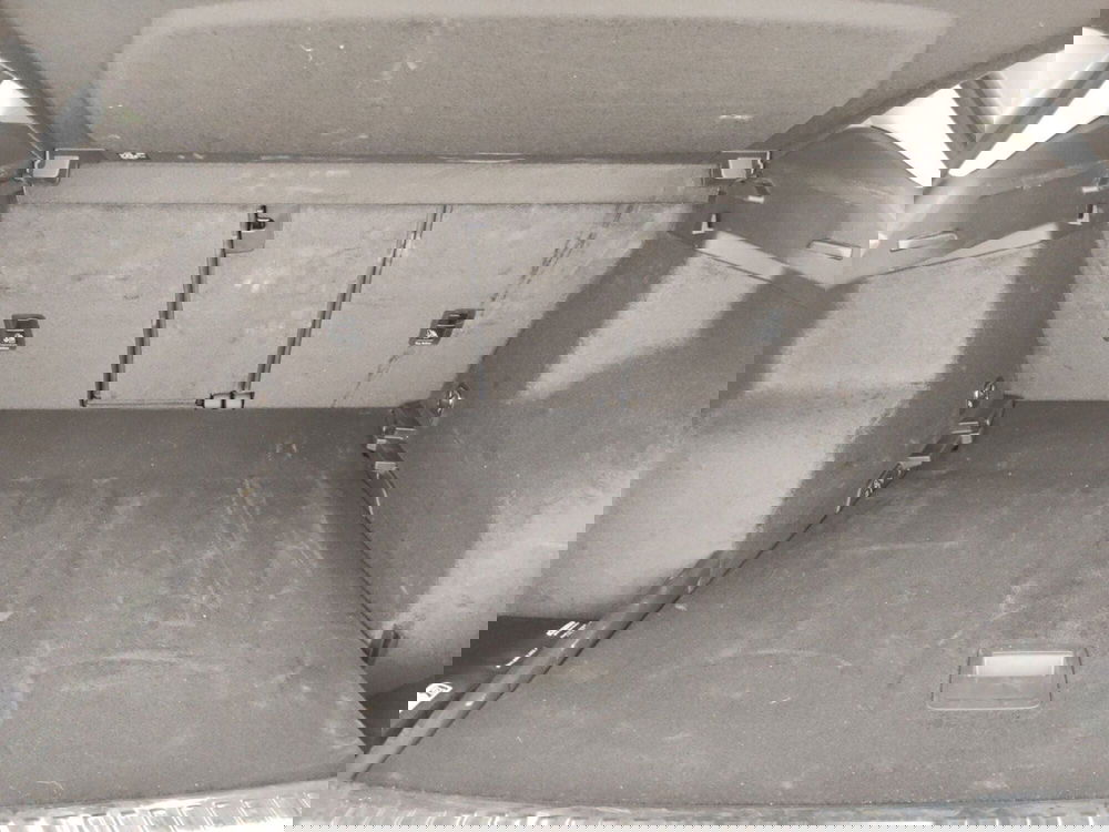 Audi Q3 usata a Massa-Carrara (16)