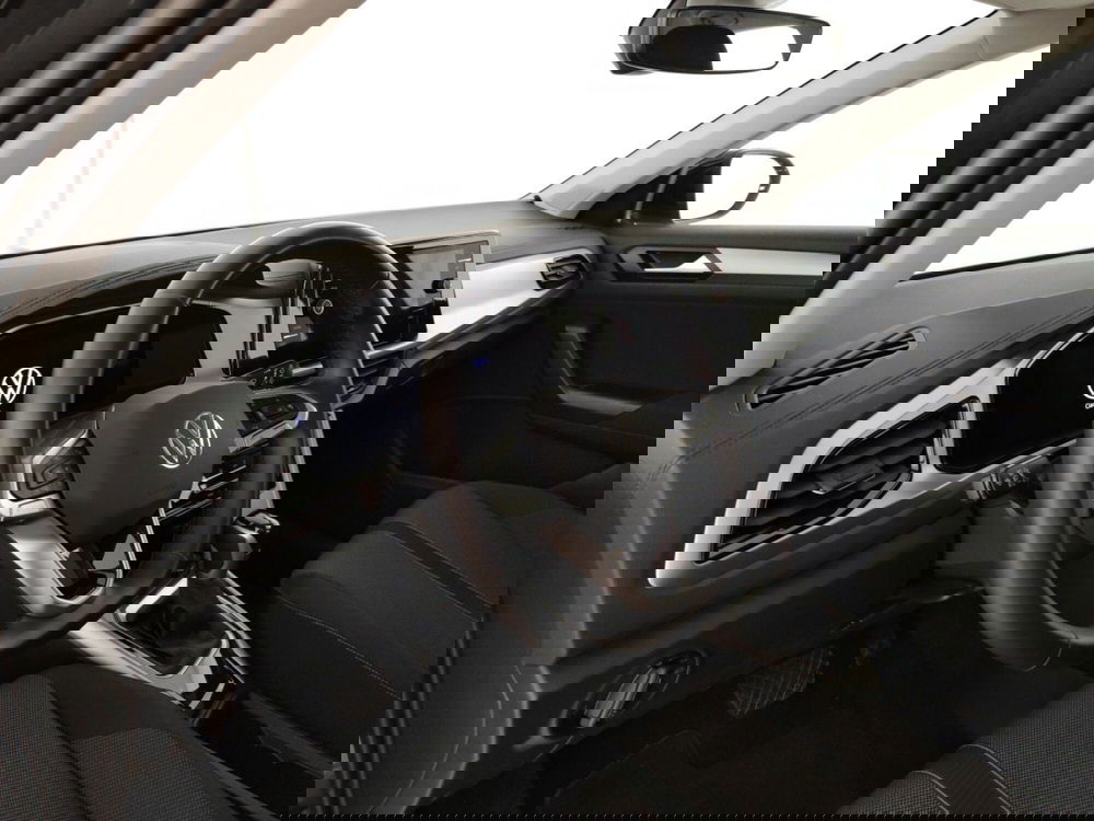 Volkswagen T-Roc usata a Massa-Carrara (8)