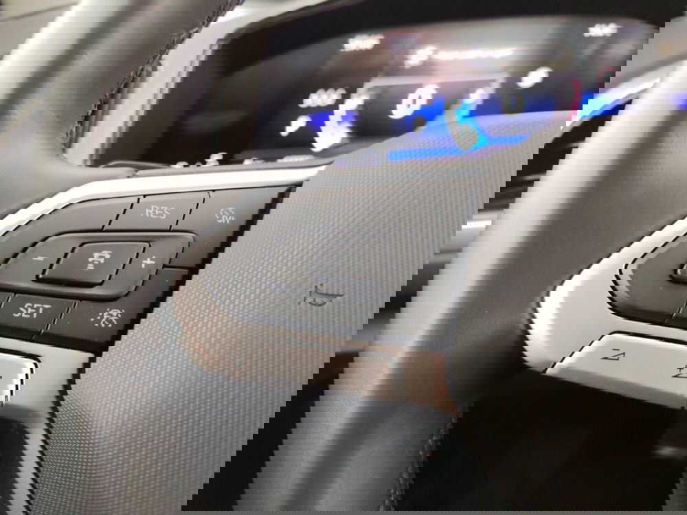 Volkswagen T-Roc usata a Massa-Carrara (13)