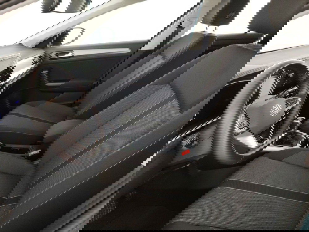 Volkswagen T-Roc usata a Massa-Carrara (7)