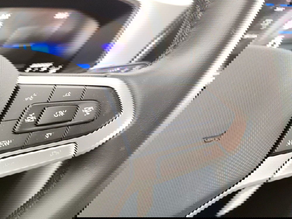 Volkswagen T-Roc usata a Massa-Carrara (13)