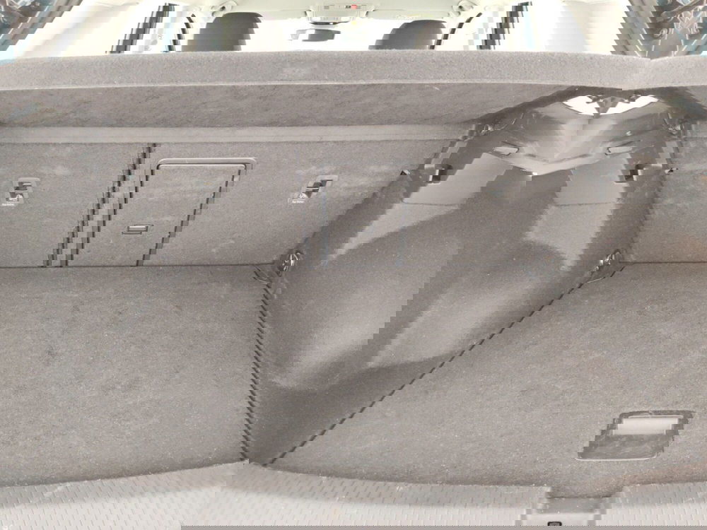 Volkswagen T-Roc usata a Massa-Carrara (16)