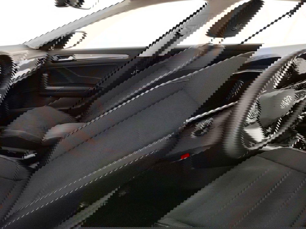 Volkswagen T-Roc usata a Massa-Carrara (7)