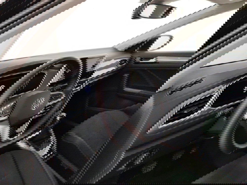 Volkswagen T-Roc usata a Massa-Carrara (8)