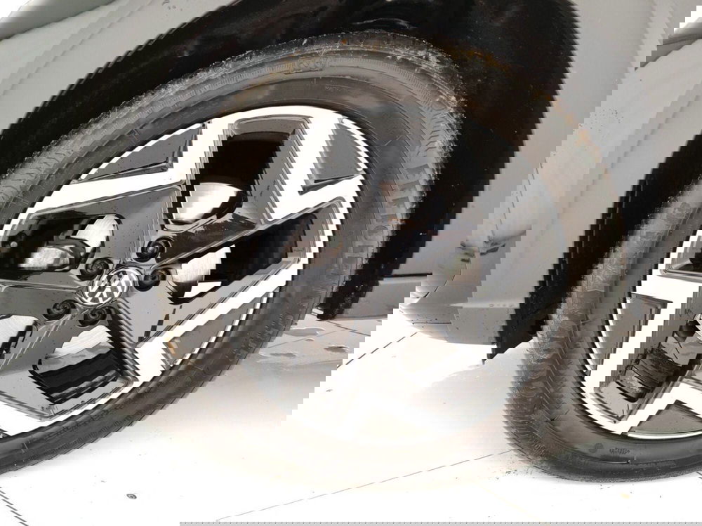 Volkswagen Taigo usata a Massa-Carrara (6)