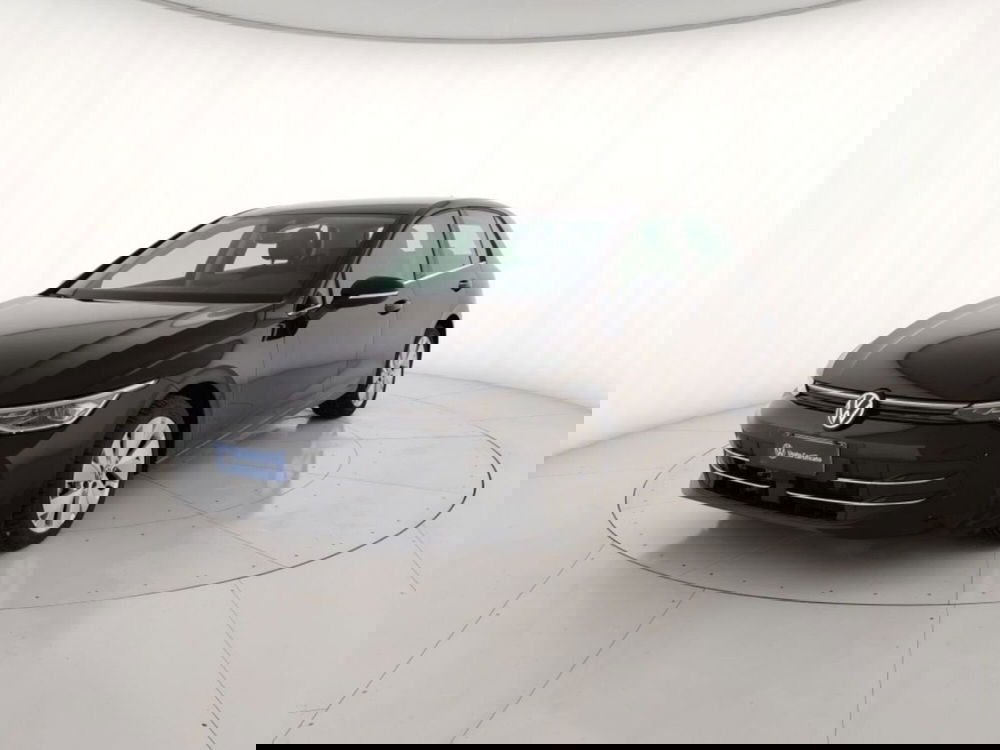 Volkswagen Golf usata a Massa-Carrara