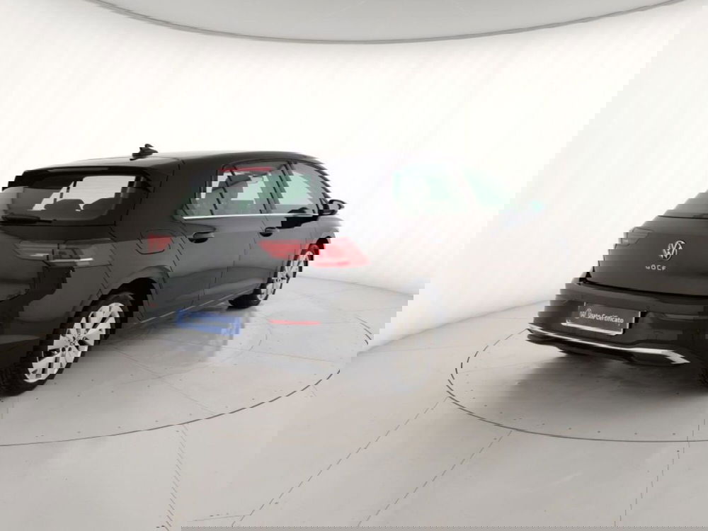 Volkswagen Golf usata a Massa-Carrara (3)