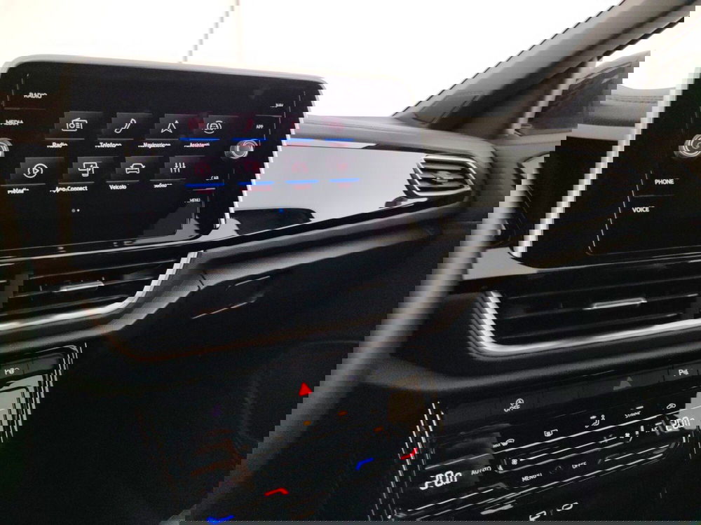 Volkswagen T-Roc usata a Massa-Carrara (12)