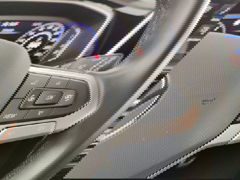 Volkswagen T-Roc usata a Massa-Carrara (13)