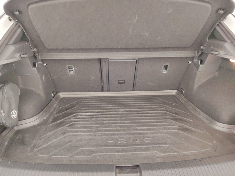 Volkswagen T-Roc usata a Massa-Carrara (16)
