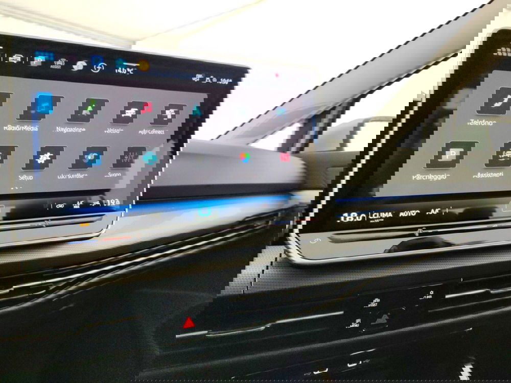 Volkswagen Golf usata a Massa-Carrara (14)