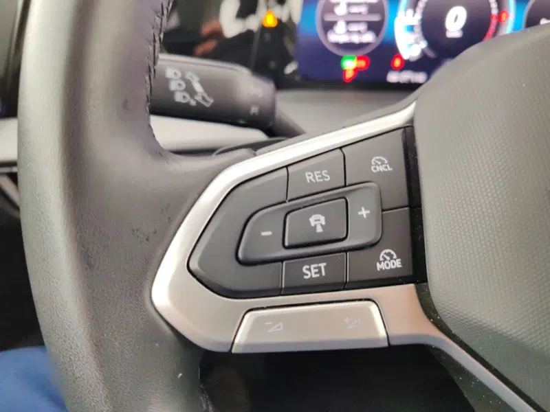 Volkswagen Golf usata a Massa-Carrara (16)