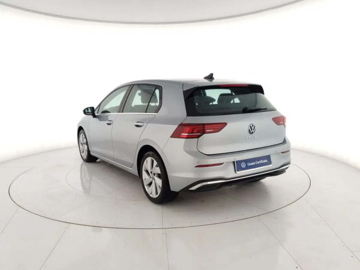 Volkswagen Golf usata a Massa-Carrara (2)