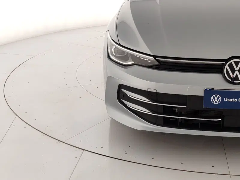 Volkswagen Golf usata a Massa-Carrara (5)