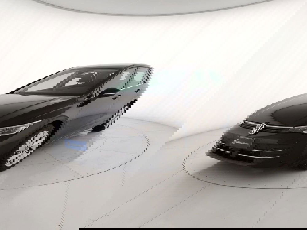 Volkswagen Golf usata a Massa-Carrara