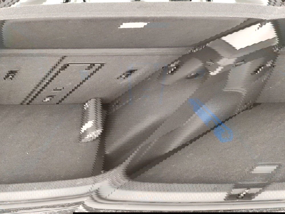 Volkswagen Golf usata a Massa-Carrara (15)