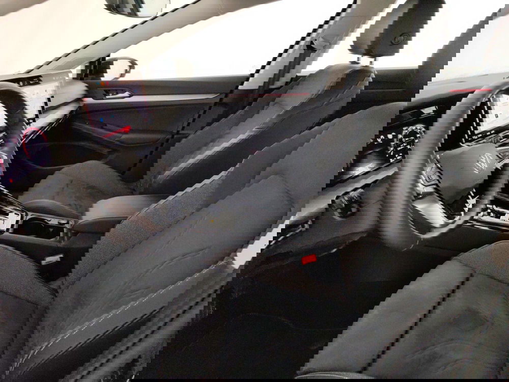 Volkswagen Golf usata a Massa-Carrara (5)