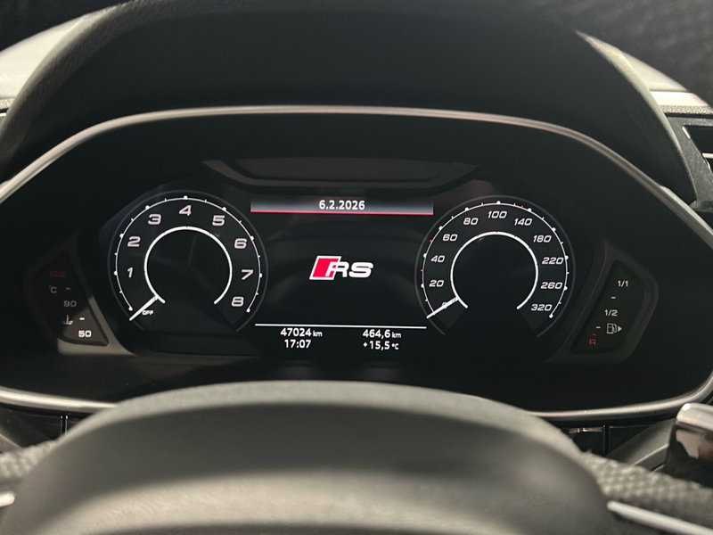 Audi RS Q3 Sportback usata a Napoli (12)