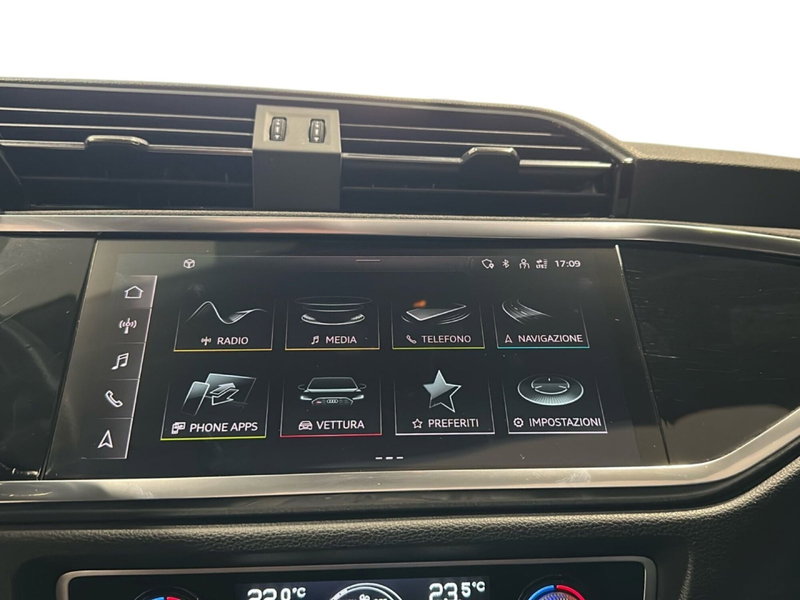 Audi RS Q3 Sportback usata a Napoli (13)