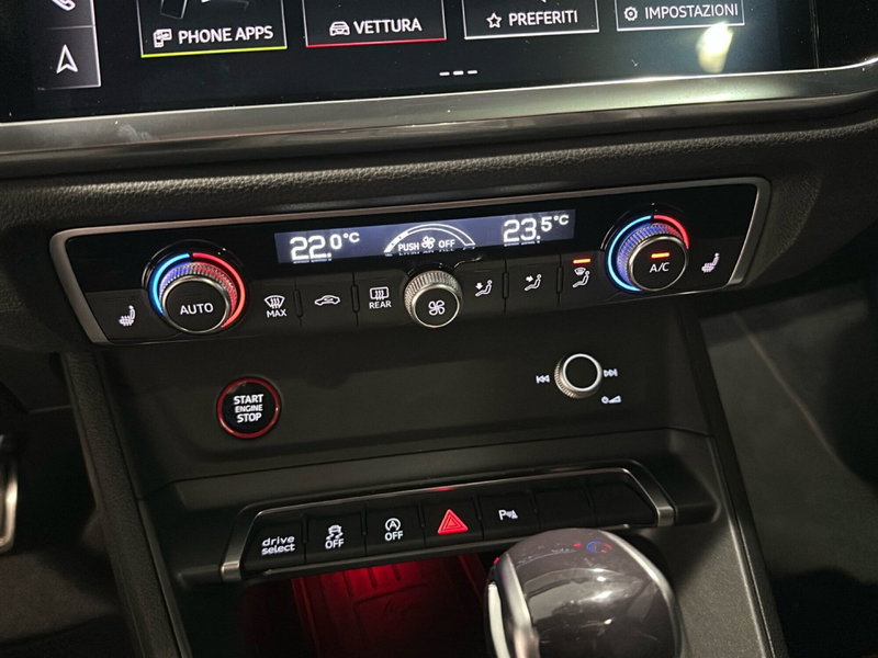 Audi RS Q3 Sportback usata a Napoli (17)