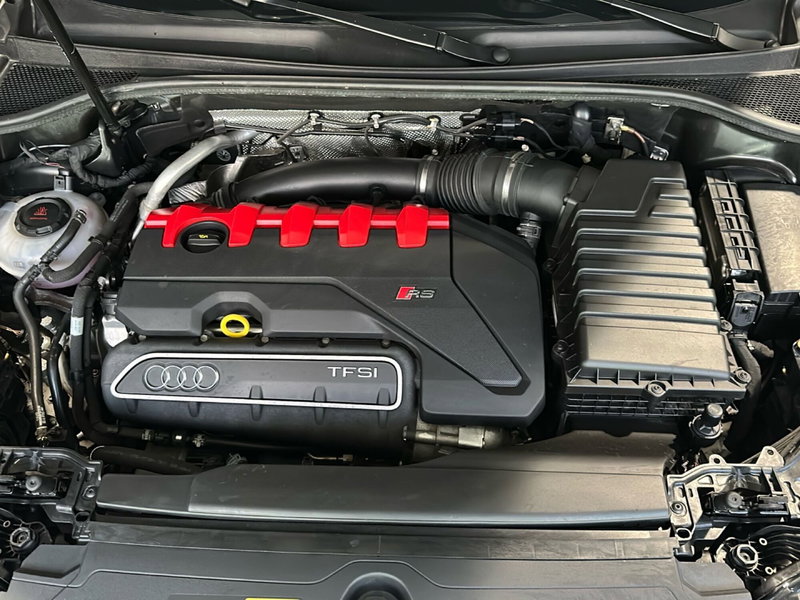 Audi RS Q3 Sportback usata a Napoli (20)