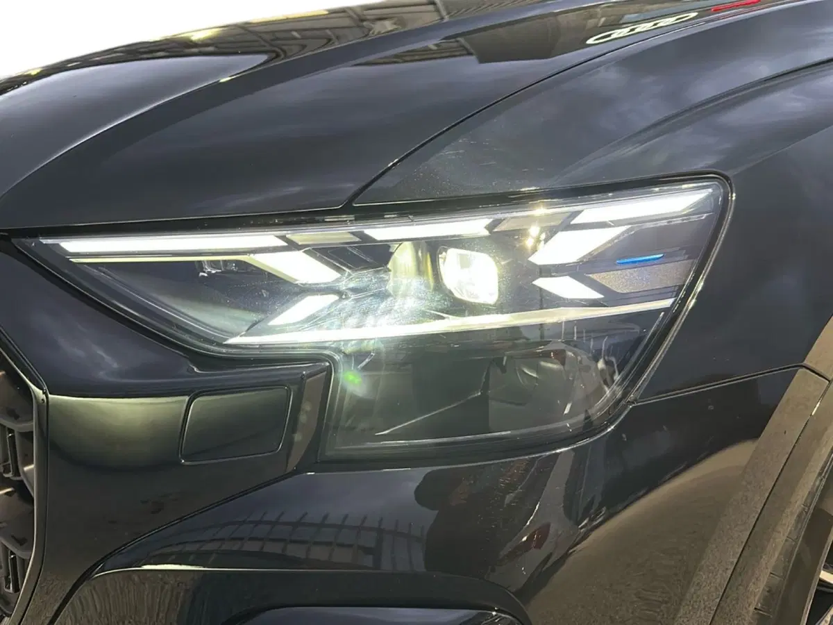 Audi Q8 usata a Napoli (20)