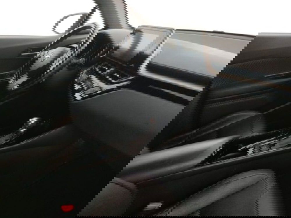 Toyota Toyota C-HR usata a Modena (13)