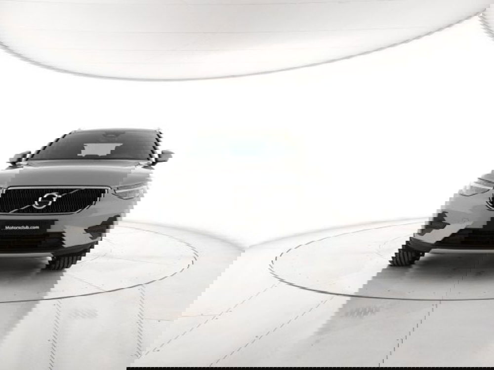 Volvo XC40 nuova a Modena (9)