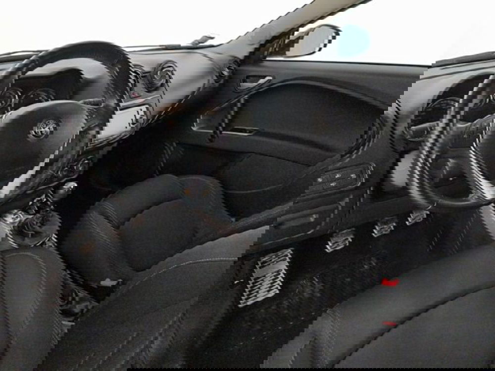 Alfa Romeo MiTo usata a Modena (10)