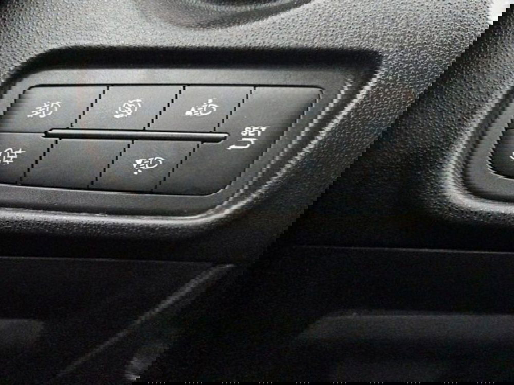 Alfa Romeo MiTo usata a Modena (13)