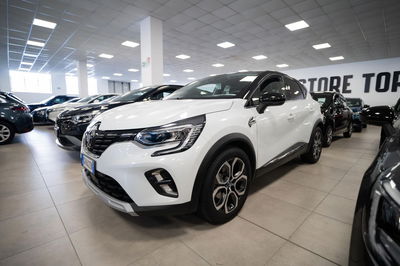 Renault Captur Plug-in Hybrid E-Tech 160 CV Intens del 2020 usata a Torino