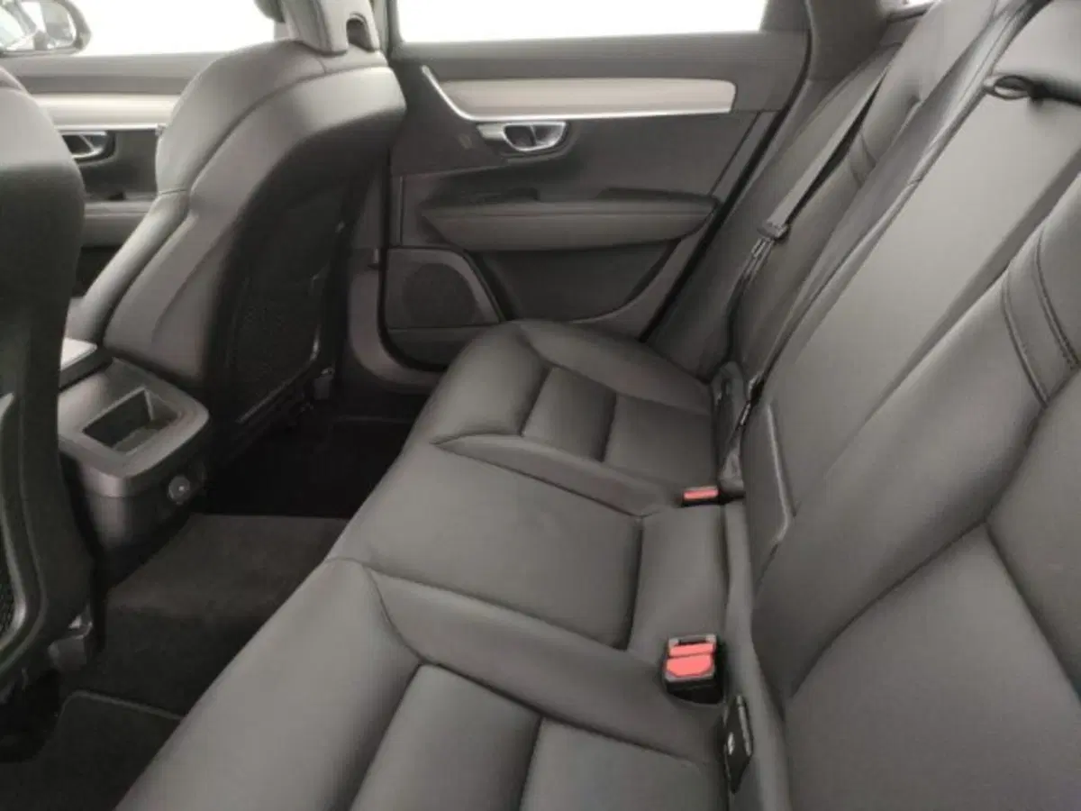 Volvo V90 usata a Modena (9)