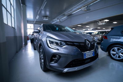 Renault Captur Plug-in Hybrid E-Tech 160 CV Intens del 2020 usata a Torino