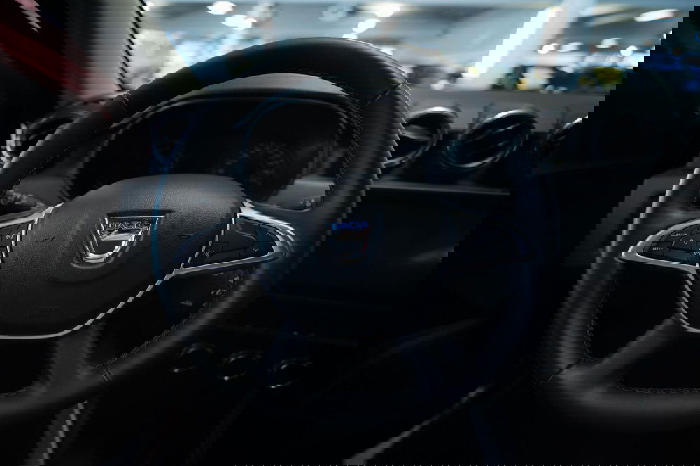 Dacia Duster usata a Torino (8)