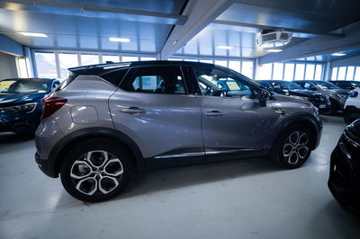 Renault Captur Full Hybrid E-Tech 145 CV Intens del 2023 usata a Torino