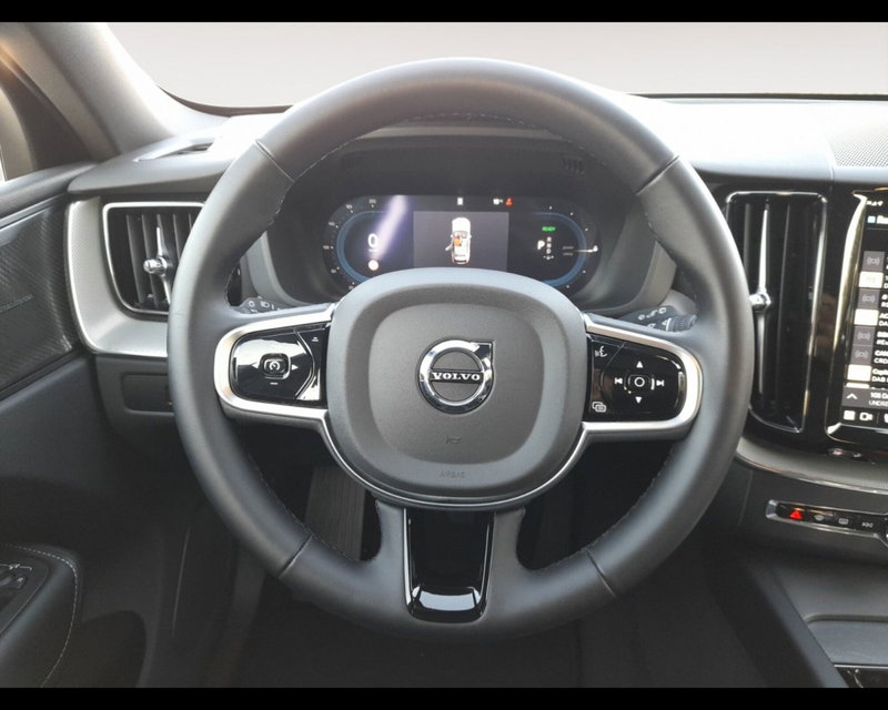 Volvo XC60 usata a Ravenna (12)