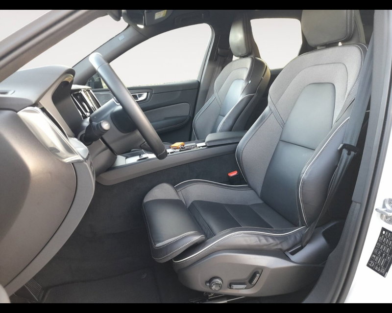 Volvo XC60 usata a Ravenna (9)