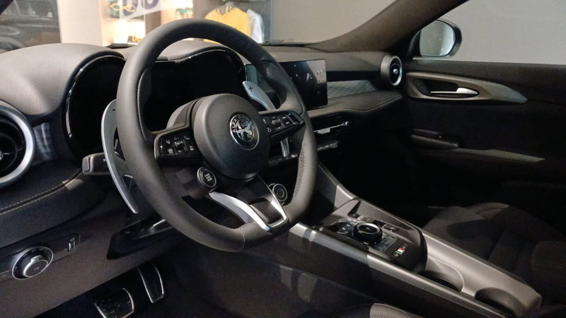 Alfa Romeo Tonale nuova a Benevento (13)