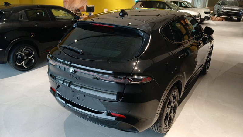 Alfa Romeo Tonale nuova a Benevento (5)