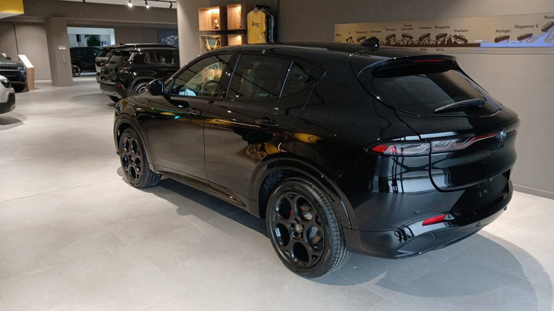 Alfa Romeo Tonale nuova a Benevento (6)