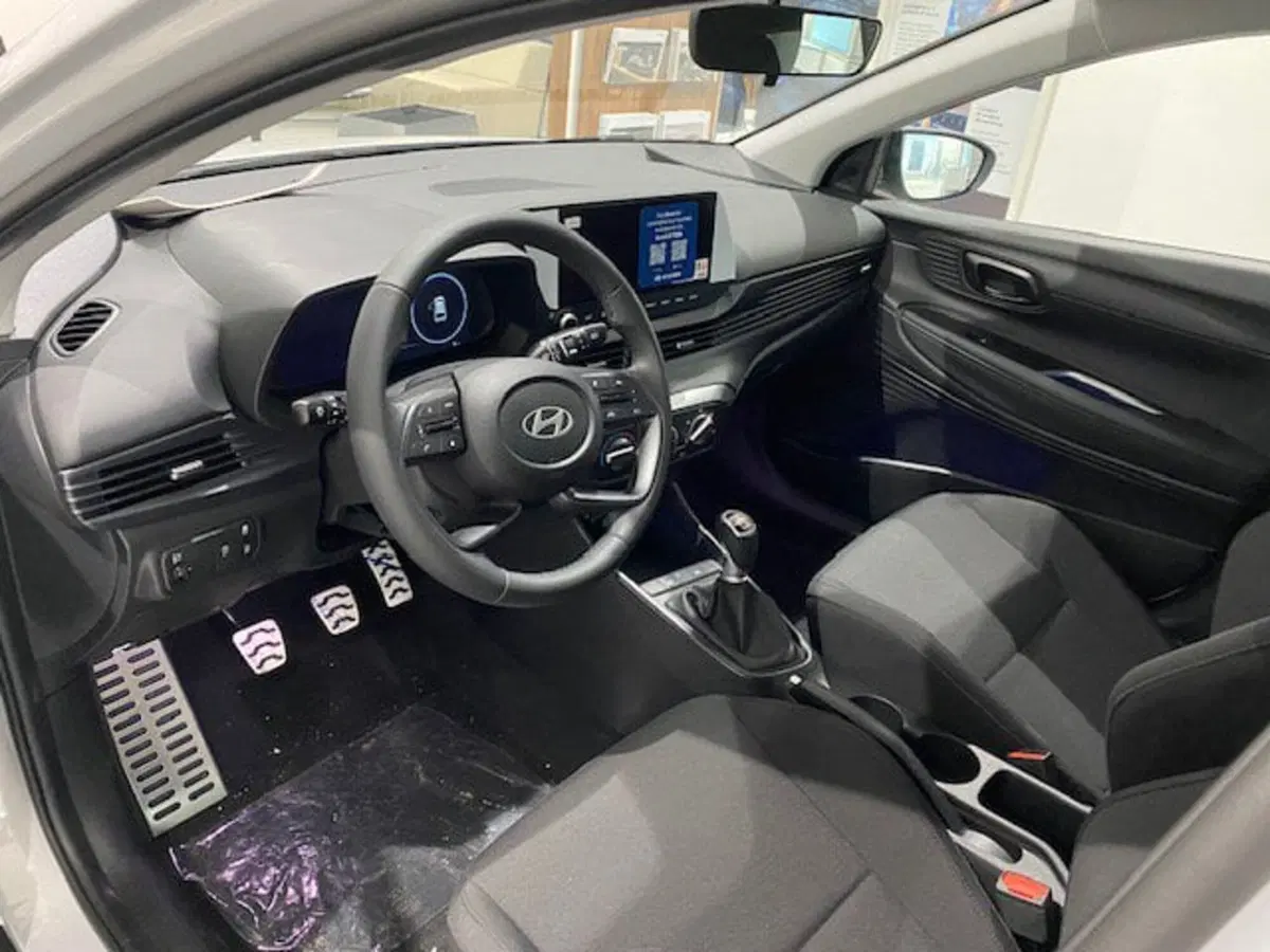 Hyundai Bayon nuova a Benevento (12)