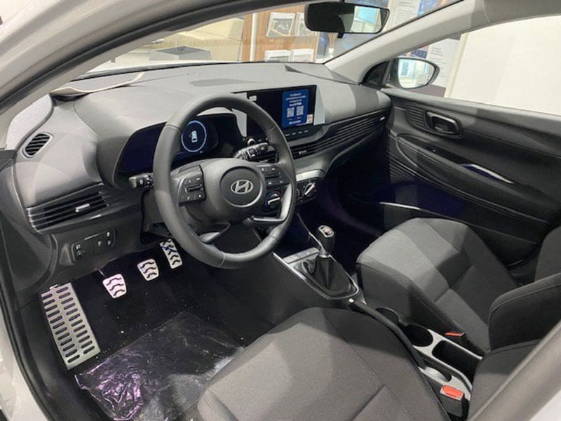 Hyundai Bayon nuova a Benevento (12)