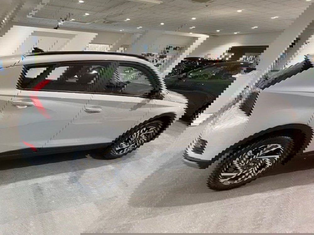 Hyundai Bayon nuova a Benevento (8)