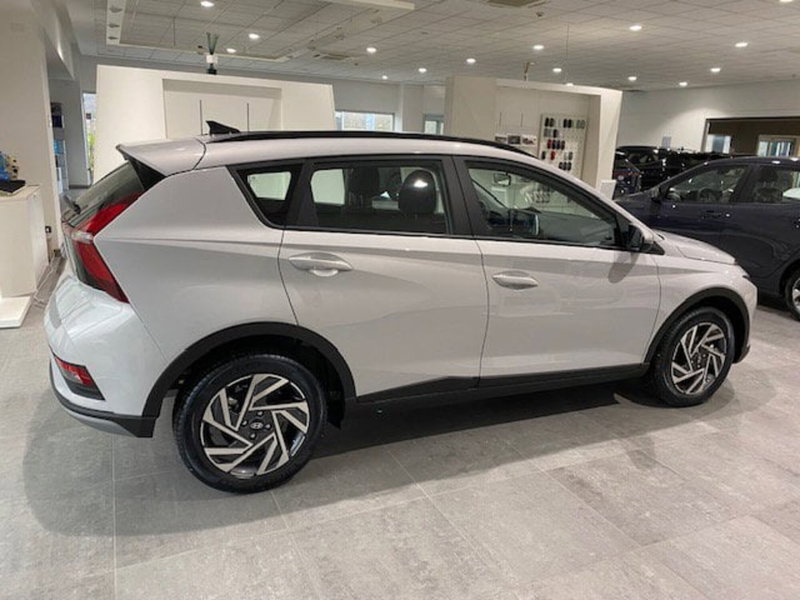 Hyundai Bayon nuova a Benevento (8)