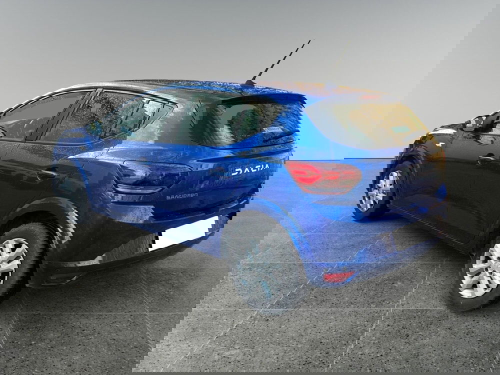 Dacia Sandero usata a Roma (3)