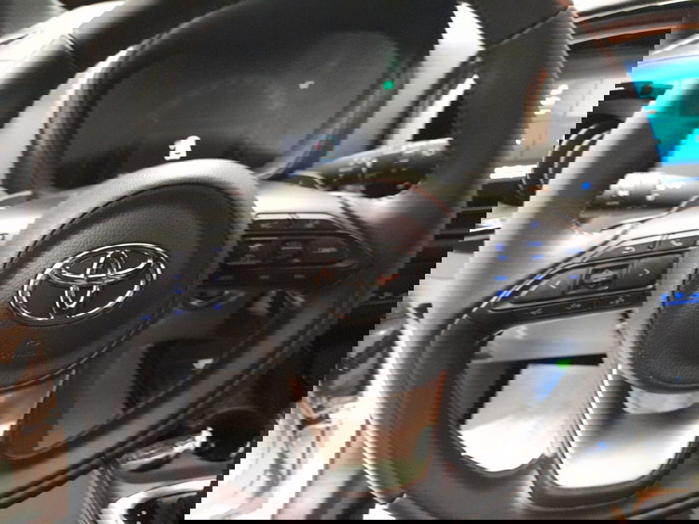 Toyota Aygo X usata a Bologna (11)