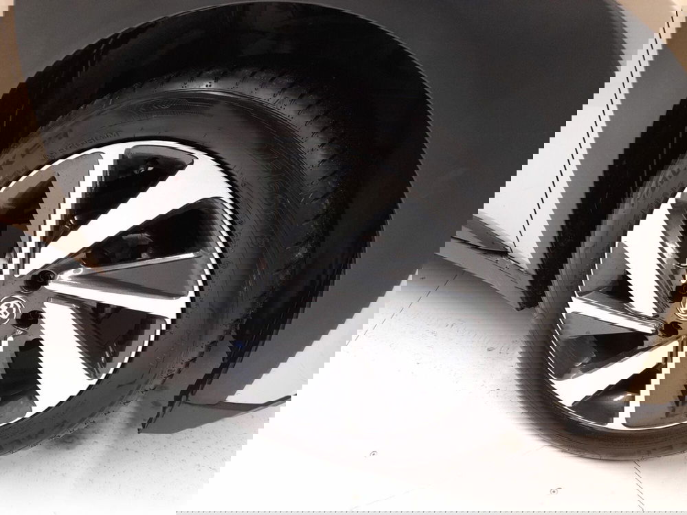 Toyota Aygo X usata a Bologna (7)